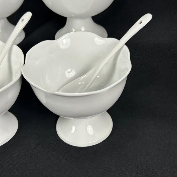 new set of 4 porcelain ice-cream/dessert bowls with spoon - Picture 3 of 4